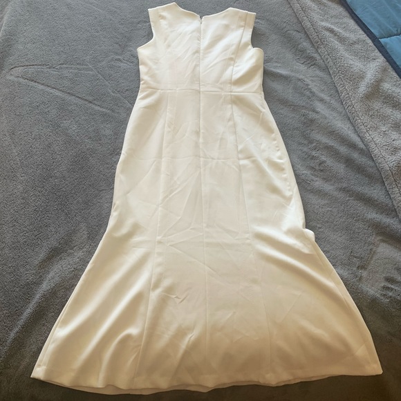 Banana Republic Midi Dress with Gold Buttons - Cream, size 6 - Picture 7 of 9